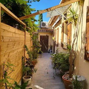 maison-de-ville-50-m2-4-6-personnes.fr-provencehotel.com/